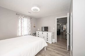 Arkstone Retreat 3 - Only 4 minutes to the Ark!