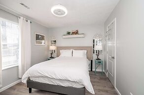 Arkstone Retreat 3 - Only 4 minutes to the Ark!