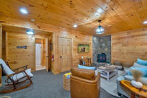 Misty Creek Cabin Private 3 BDR w/ Game Room!