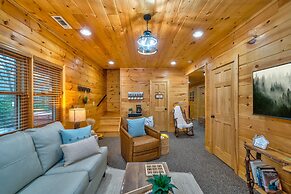 Misty Creek Cabin Private 3 BDR w/ Game Room!