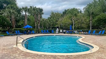 Disney Tropical Oasis at Bahama Bay