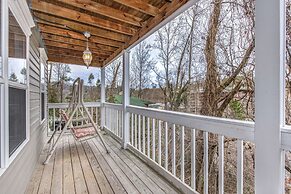 Gatlinburg Getaway 2 BDR in the Heart of Town!