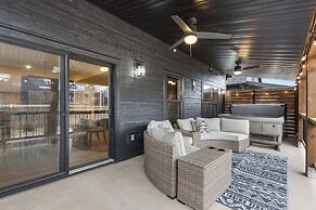 Rocky Shores Retreat - Indoor Pool Open