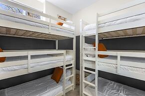 Bearcat Bungalows Two Homes One Rental, Sleep 22