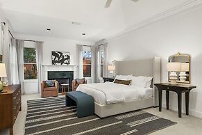 Chic & Secluded 4 BDR in Desirable Tarrytown!