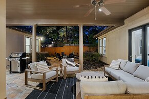 Chic & Secluded 4 BDR in Desirable Tarrytown!