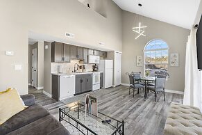 Adorable Fall Creek Condo - 10 Min to Table Rock!