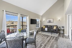 Adorable Fall Creek Condo - 10 Min to Table Rock!