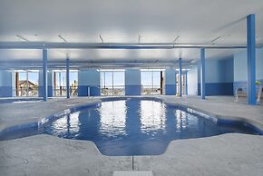 A Birds Eye Bridge View - 5 BDR w/ Private Hot Tub