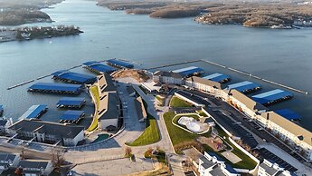 Happy Haven @ Lands End 3 BDR Resort Condo!