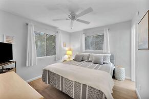 Hilton Head Hangout 2 BDR Resort Condo by Beach!