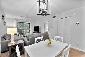 Hilton Head Hangout 2 BDR Resort Condo by Beach!