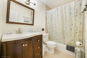 Unique Luxurious House Bright and Airy 4 BDR