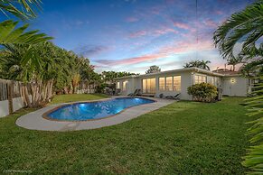 Unique Luxurious House Bright and Airy 4 BDR