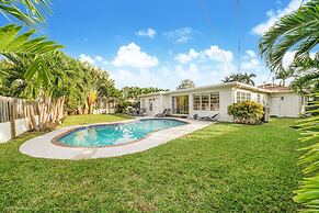 Unique Luxurious House Bright and Airy 4 BDR