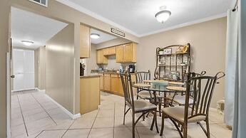 Coastal Clipper Charming 2 Bdr, Walk to Beach!