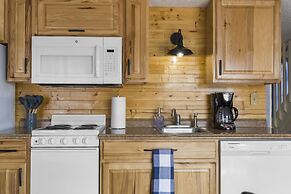 Memories in Branson 2 BDR in Amazing Location!