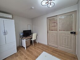 AirDragon Guest House