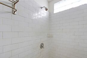 OYO 93607 Penak Malioboro Bunk Bed