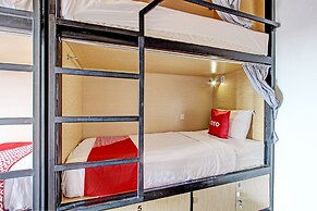 OYO 93607 Penak Malioboro Bunk Bed