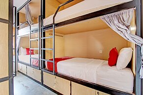 OYO 93607 Penak Malioboro Bunk Bed