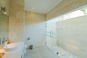 Deep Blue Villa Bali