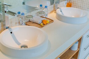 Deep Blue Villa Bali