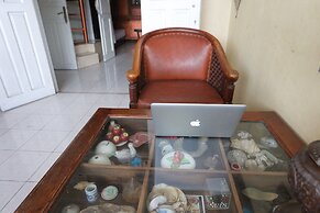 SPOT ON 93610 Syariah Homestay