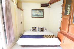 SPOT ON 93610 Syariah Homestay