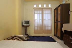 SPOT ON 93610 Syariah Homestay