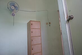 SPOT ON 93611 Kost Pak Suyatno Syariah 2