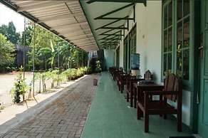 SPOT ON 93611 Kost Pak Suyatno Syariah 2