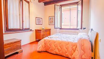 Piazza Grande - Italian Homing