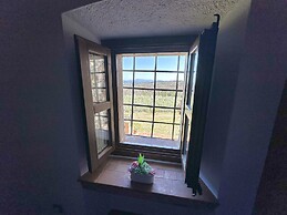 Masia Can Viver - Olive oil tourism B&B
