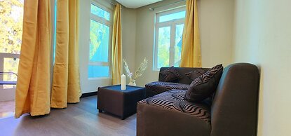 Phoenix Beach Apartments sea view