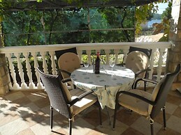 Maca - Seaview & Private Parking - A1