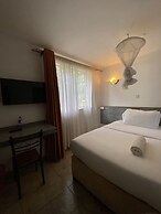 Levels Hotel Lavington