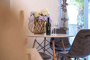 Villa Capitis in the Centre with deluxe pool