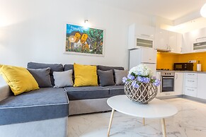 Villa Capitis in the Centre with deluxe pool