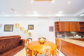 Seaside Villa 2 Pools beach at 50m