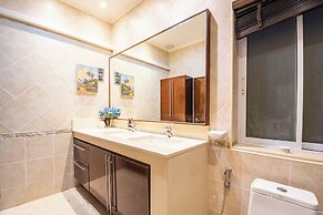 Seaside Villa 2 Pools beach at 50m