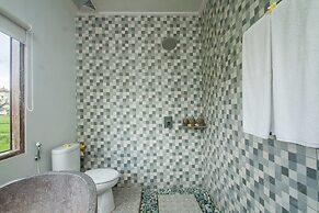 Wooden Ganeca Villas by Pramana Villas