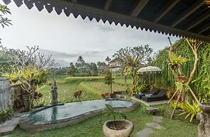 Wooden Ganeca Villas by Pramana Villas