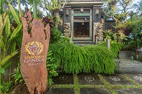 Wooden Ganeca Villas by Pramana Villas