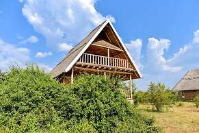 Tabingi Safari Lodge