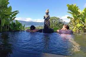 Onion Garden And Natural Hotspring