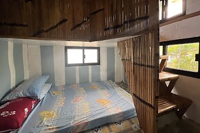 Lover'S Point Beach Front Resort