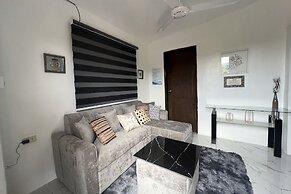 Lover'S Point Beach Front Resort