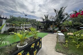 Lover'S Point Beach Front Resort