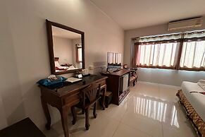 Chiang Rai Grand Room Hotel